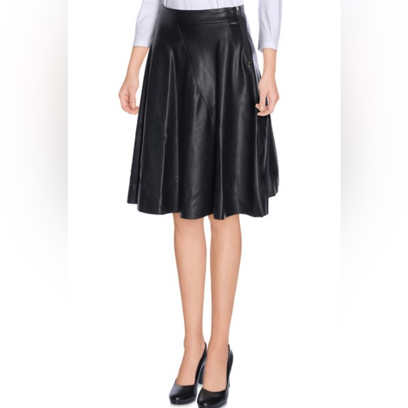Guess Faux Leather Circle Skirt
Style #W54D00 - Picture 5 of 7
